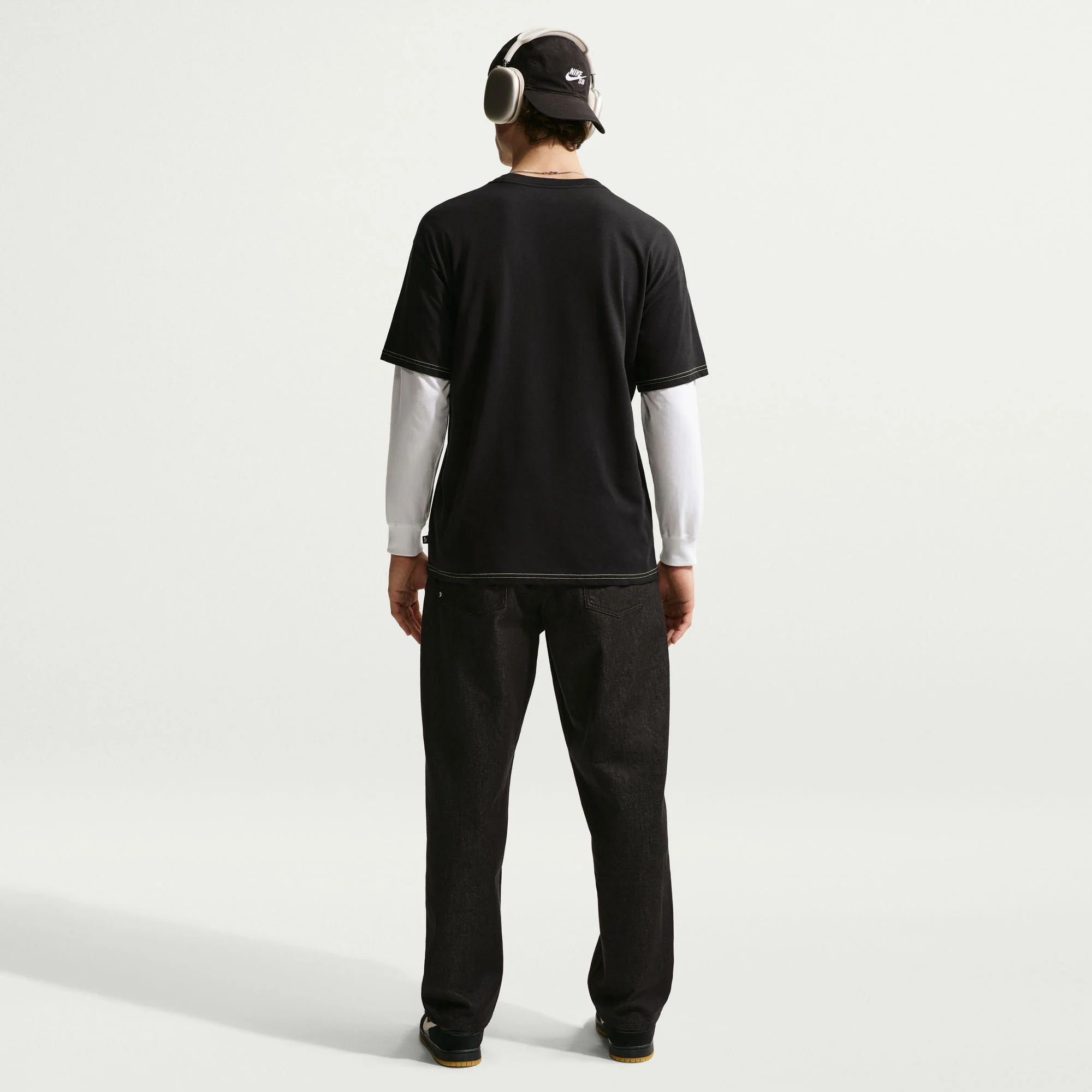Nike SB Ishod Skate T-Shirt (Black) - Image 2